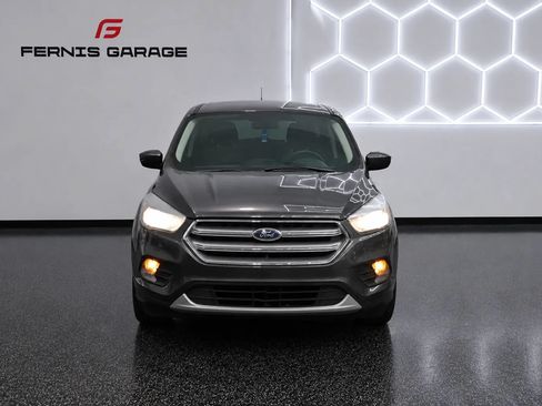 Used 2017 Ford Escape SE FWD image 12