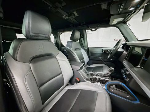 Used 2024 Ford Bronco Black Diamond w/ Sasquatch Package AWD/4WD image 28