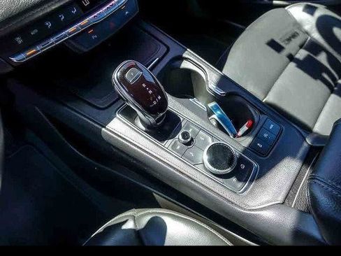 Certified 2023 Cadillac XT4 Premium Luxury AWD/4WD image 22
