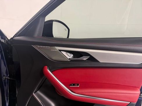 New 2025 Jaguar F-PACE R-Dynamic S image 19