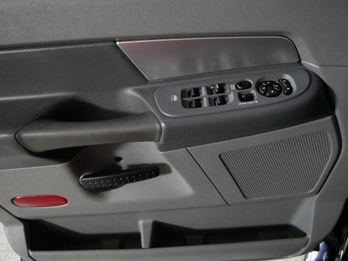 Used 2008 Dodge Ram 1500 Truck SLT w/ Mopar Chrome Edition Group image 19