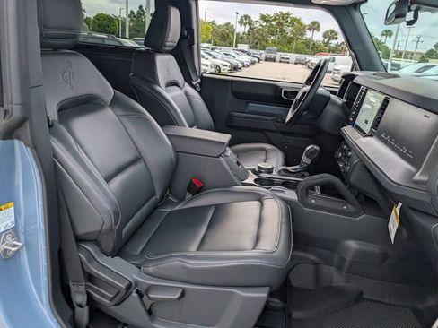 Certified 2025 Ford Bronco Badlands AWD/4WD image 11