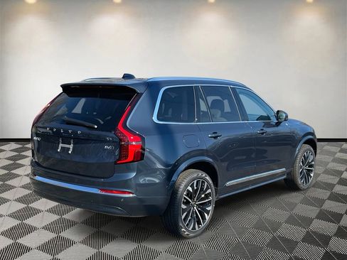 New 2026 Volvo XC90 B6 Ultra image 3