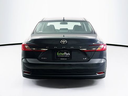 Used 2026 Toyota Camry LE image 7
