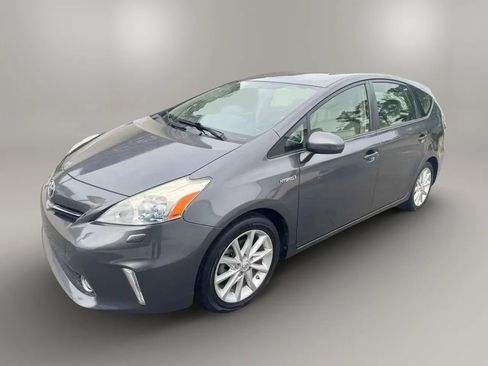 Used 2012 Toyota Prius V Five FWD image 2