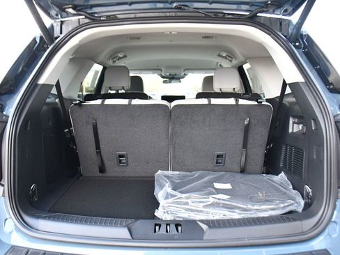 Used 2026 Ford Explorer Active w/ Active Comfort Package AWD/4WD image 18
