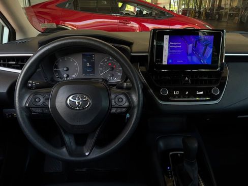 Used 2024 Toyota Corolla LE FWD image 13