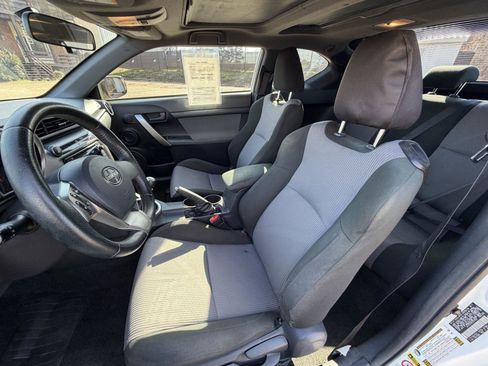 Used 2014 Scion tC image 15
