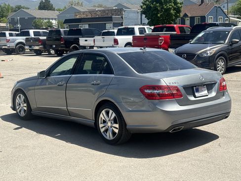 Used 2013 Mercedes-Benz E 350 BlueTEC Sedan image 6
