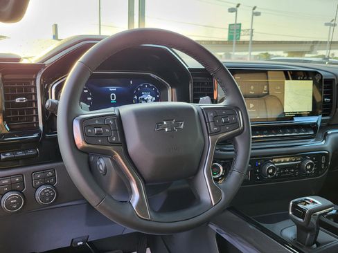 New 2026 Chevrolet Silverado 1500 ZR2 w/ Dark Appearance Package image 15