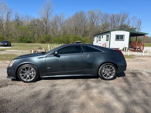 Used 2011 Cadillac CTS V w/ Wood Trim Package image 5