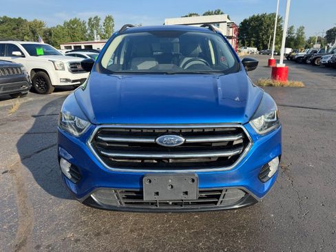 Used 2018 Ford Escape SE w/ SE Sport Appearance Package AWD/4WD image 8