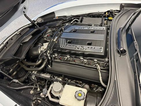 Used 2018 Chevrolet Corvette Z06 w/ Carbon 65 Edition RWD image 23