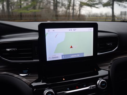 Used 2023 Ford Explorer Limited w/ Equipment Group 301A image 9