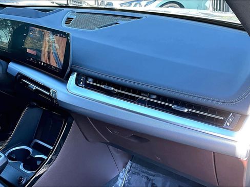 Certified 2025 BMW X1 xDrive28i image 17