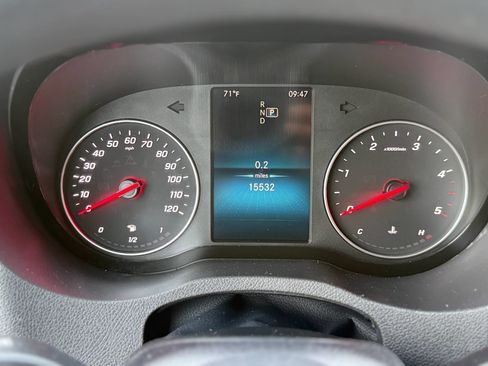 Used 2024 Mercedes-Benz Sprinter 2500 image 20