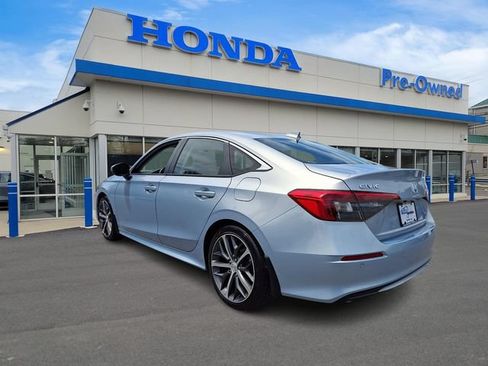 Used 2023 Honda Civic Touring image 6
