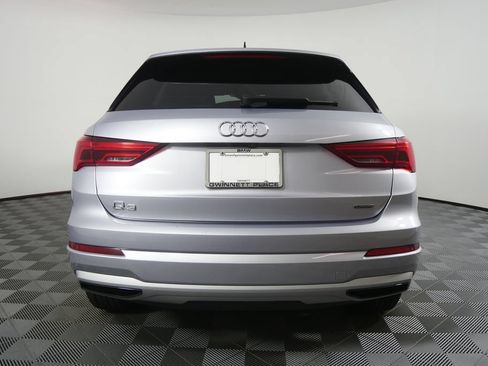 Used 2020 Audi Q3 2.0T Premium AWD/4WD image 4