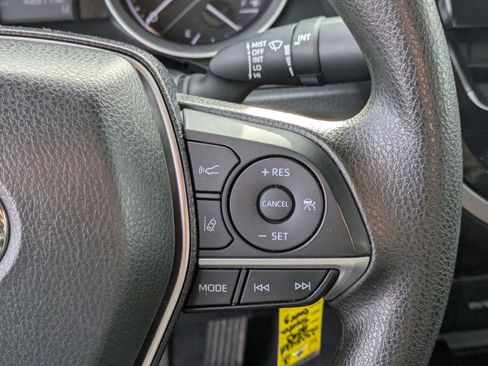 Used 2023 Toyota Camry LE image 17