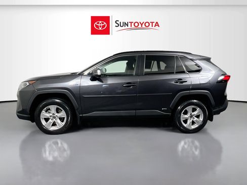 Used 2021 Toyota RAV4 XLE image 7