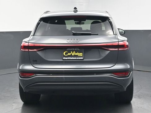 Used 2025 Audi Q6 e-tron Premium Plus w/ Premium Plus AWD/4WD image 4