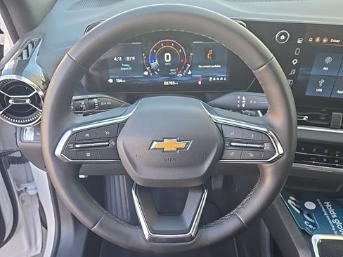 Certified 2026 Chevrolet Equinox LT FWD image 14