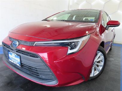 Used 2024 Toyota Corolla LE w/ LE Convenience Package