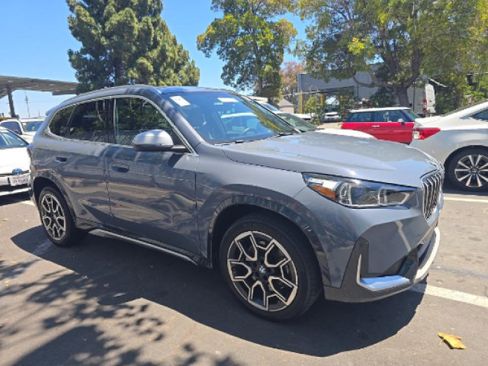 Used 2024 BMW X1 xDrive28i w/ Convenience Package AWD/4WD image 3