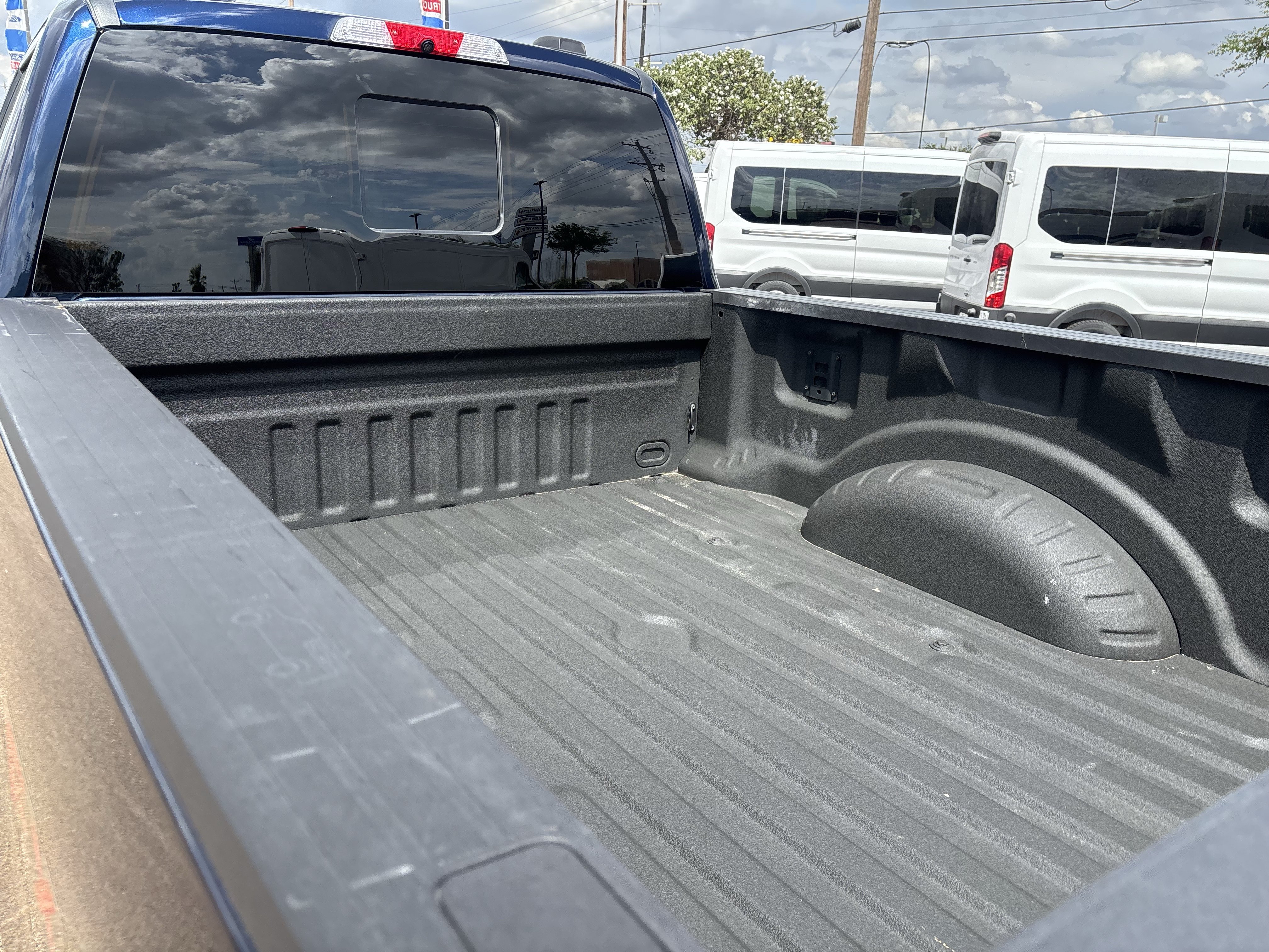 Certified 2024 Ford F250 King Ranch w/ FX4 Off-Road Package AWD/4WD image 28