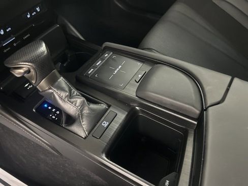 Used 2022 Lexus ES 350 F Sport image 23