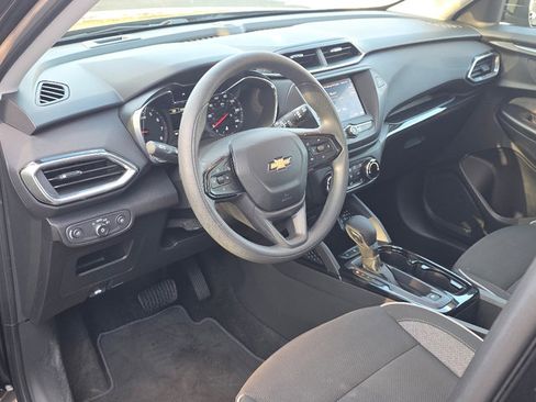 Certified 2023 Chevrolet TrailBlazer LT image 30