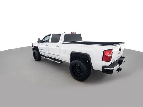 Used 2015 GMC Sierra 2500 SLT w/ Duramax Plus Package image 7