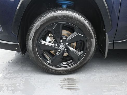 Used 2021 Toyota RAV4 XSE image 12