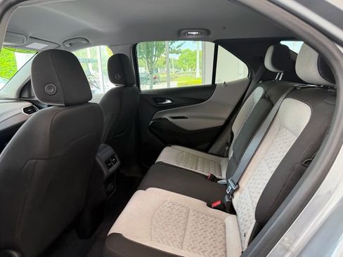 Certified 2024 Chevrolet Equinox LS w/ LS Convenience Package FWD image 8
