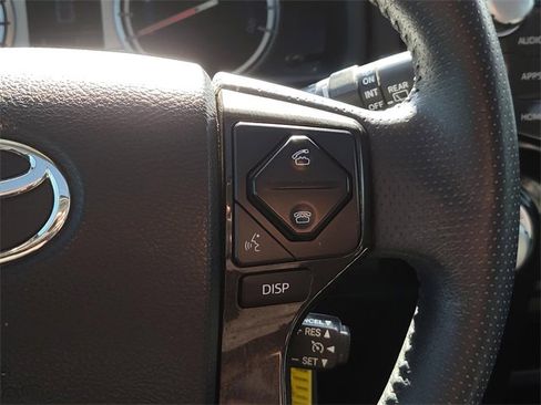 Used 2019 Toyota 4Runner TRD Off-Road Premium image 27