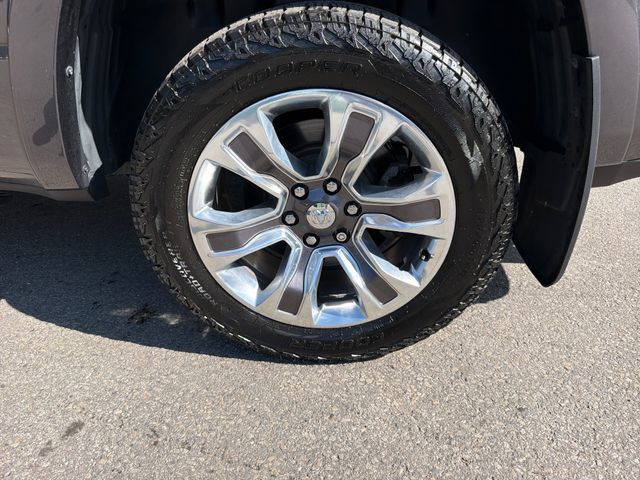 Used 2022 RAM 1500 Limited AWD/4WD image 35