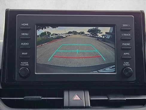 Used 2019 Toyota RAV4 XLE w/ Convenience Package FWD image 14