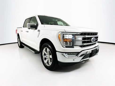 Used 2021 Ford F150 Lariat image 3