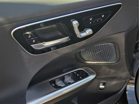 New 2026 Mercedes-Benz C 300 Sedan image 16