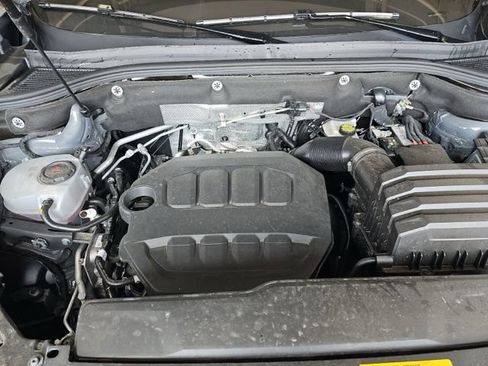Used 2025 Volkswagen Atlas SE AWD/4WD image 18