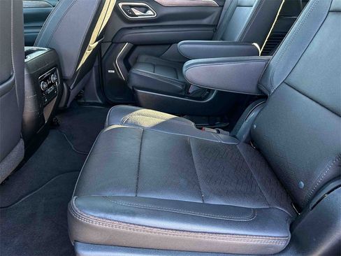 Used 2023 Chevrolet Tahoe High Country image 18