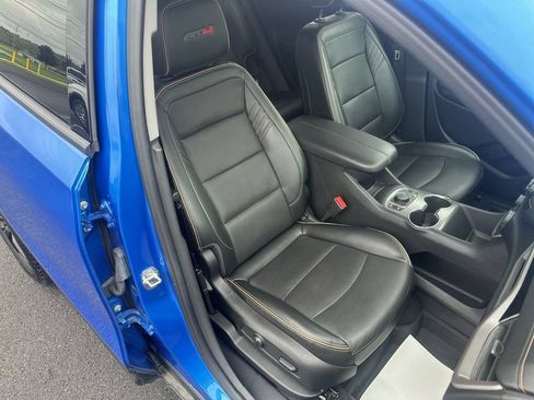 Used 2024 GMC Terrain AT4 w/ Infotainment Package II AWD/4WD image 32