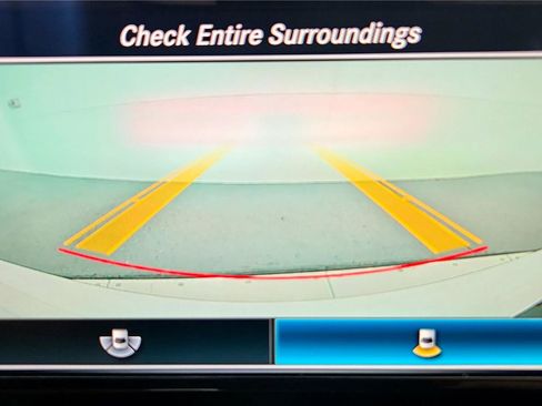 Used 2019 Mercedes-Benz C 300 4MATIC Sedan image 22