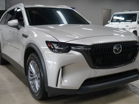 Used 2024 MAZDA CX-90 3.3 Turbo w/ Preferred Plus AWD/4WD image 7