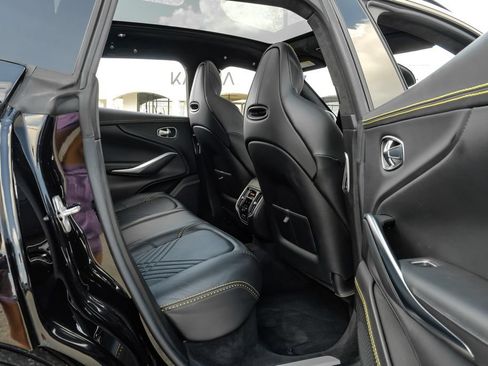 Used 2021 Aston Martin DBX AWD/4WD image 50