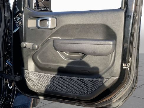 Used 2023 Jeep Wrangler Sport AWD/4WD image 22