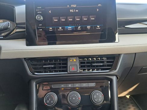 New 2026 Volkswagen Taos S image 10