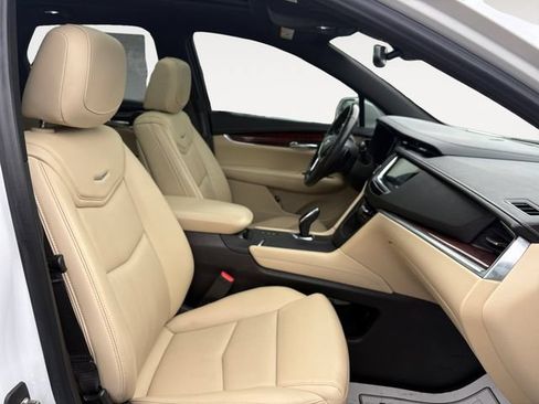 Used 2019 Cadillac XT5 Luxury AWD/4WD image 15