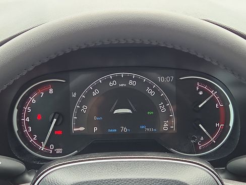 Used 2025 Toyota RAV4 XLE Premium FWD image 23
