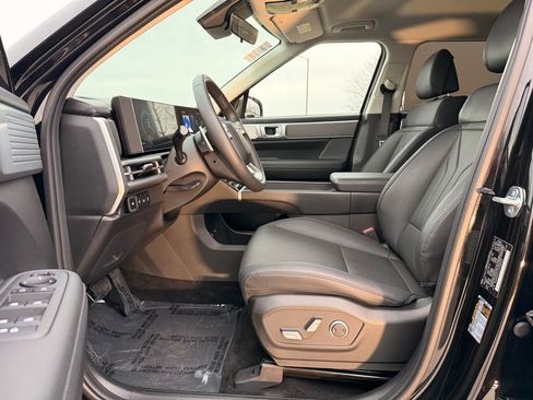 Used 2026 Hyundai Santa Fe SEL FWD image 24